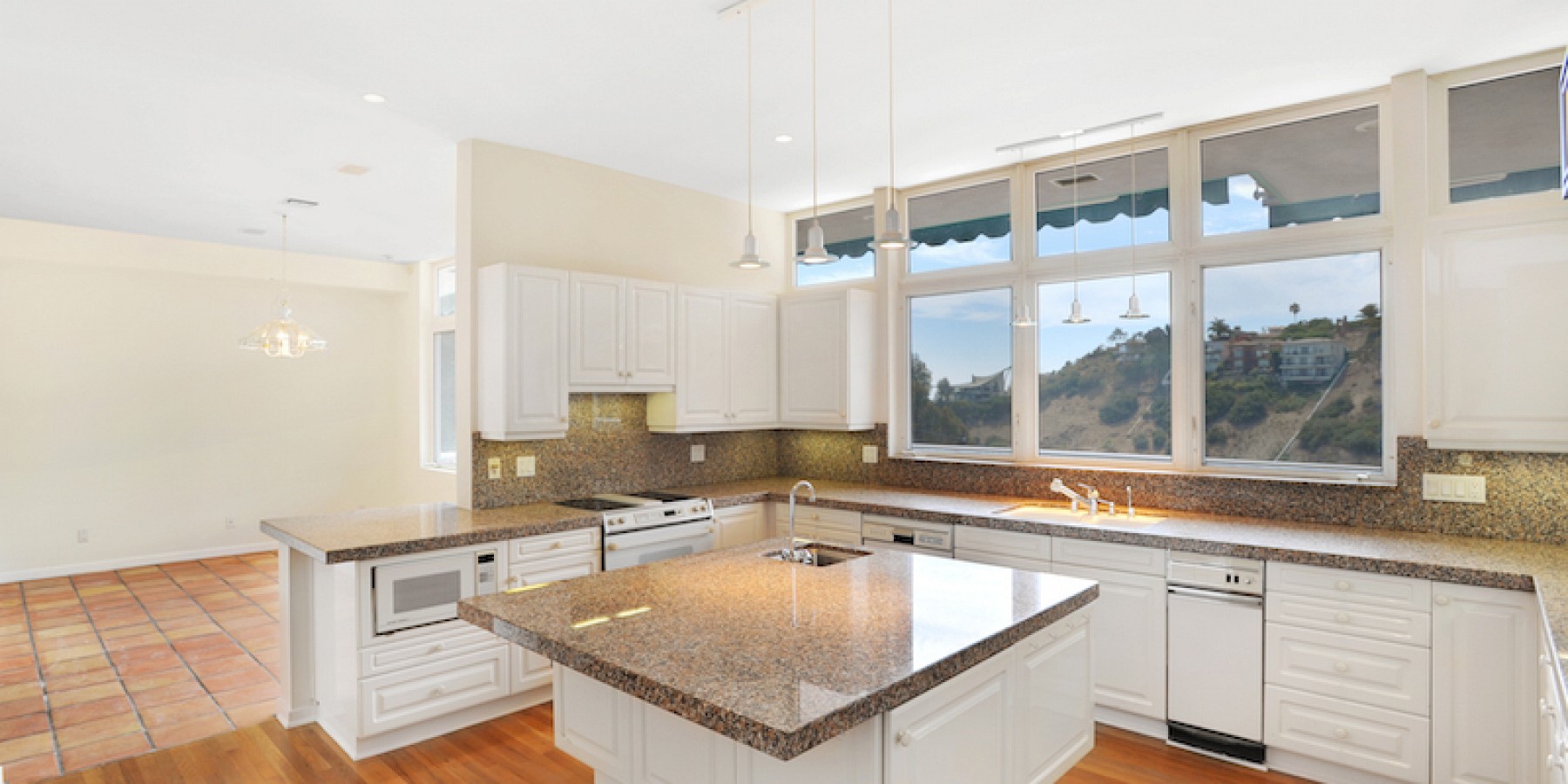 21070 LAS FLORES MESA Drive, Malibu, CA 90265