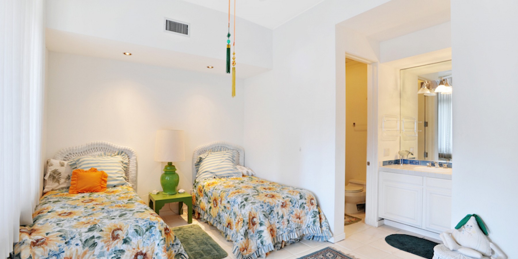 21070 LAS FLORES MESA Drive, Malibu, CA 90265