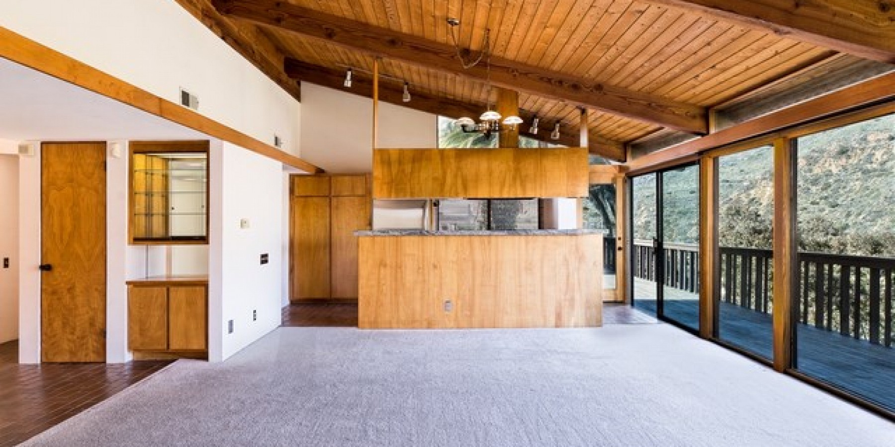 6146 TAPIA Drive, Malibu, CA 90265