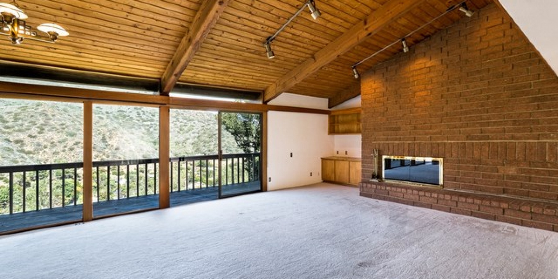 6146 TAPIA Drive, Malibu, CA 90265