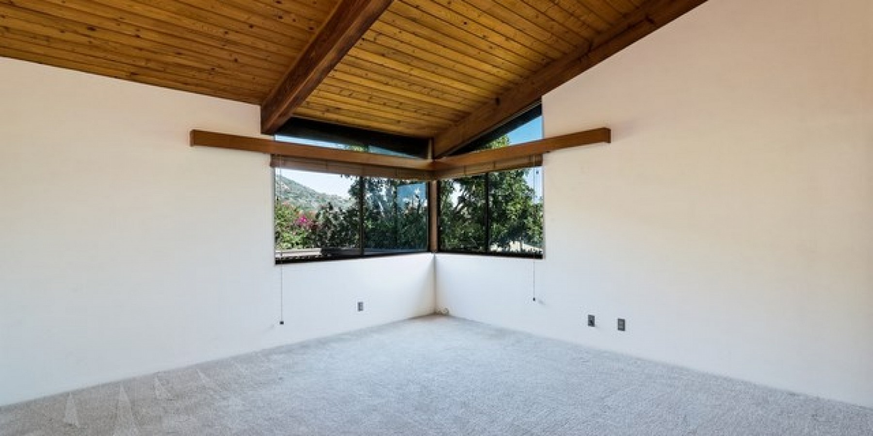 6146 TAPIA Drive, Malibu, CA 90265