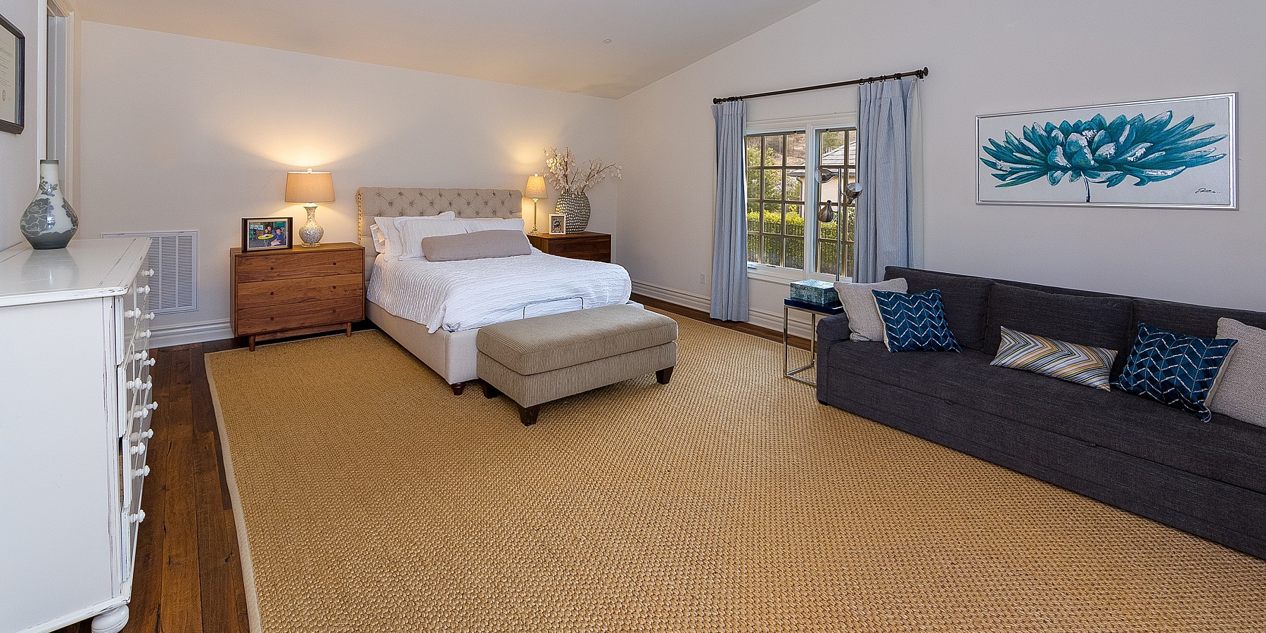 2052 Shadow Creek Drive, Agoura, CA 91301