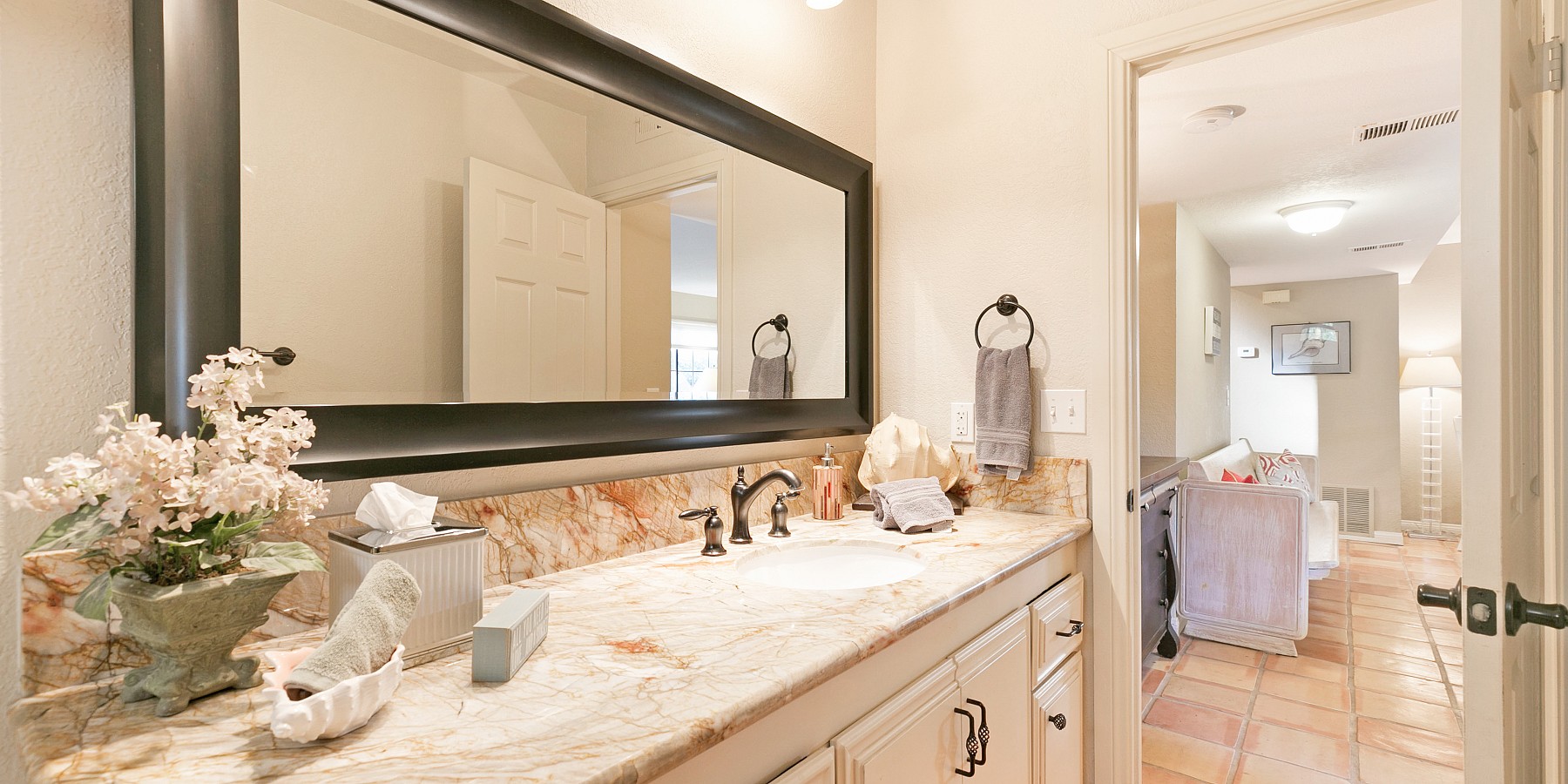 4850 Amalfi Way, Oxnard, CA 93035