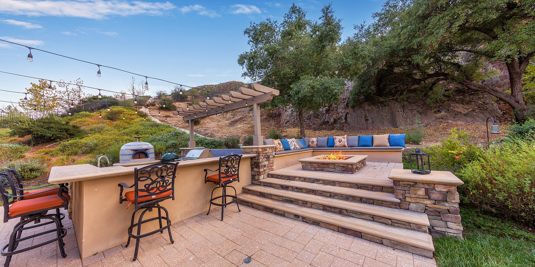 2014 Shadow Creek Drive, Agoura, CA 91301