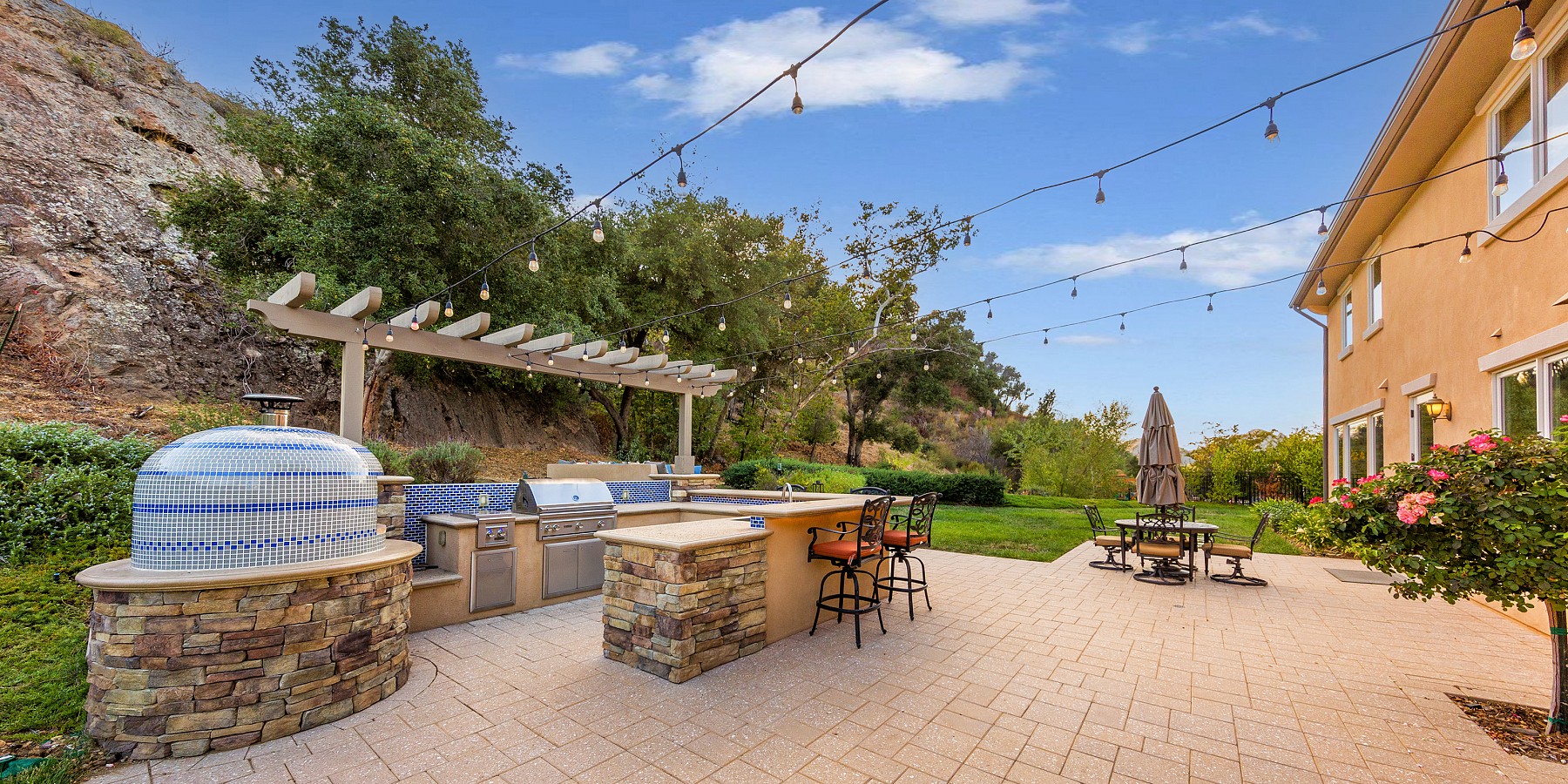 2014 Shadow Creek Drive, Agoura, CA 91301