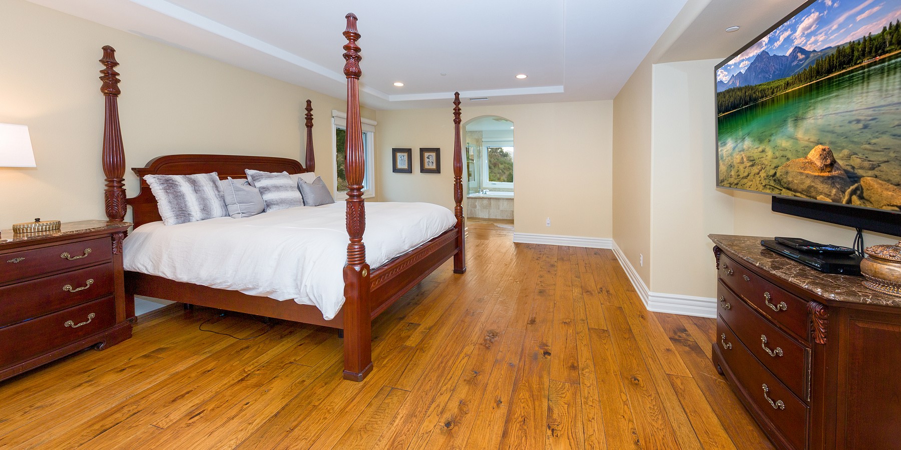 2014 Shadow Creek Drive, Agoura, CA 91301