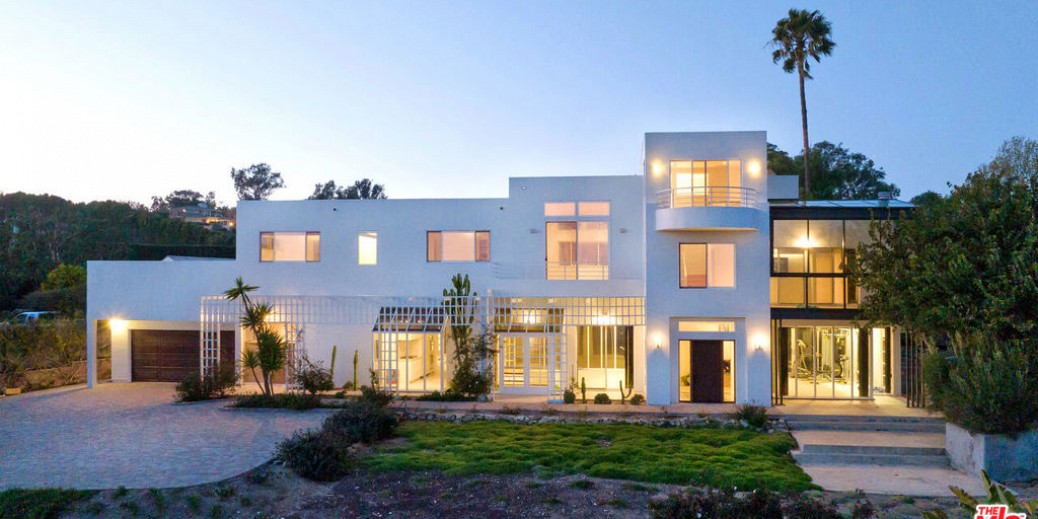29035 Cliffside Drive