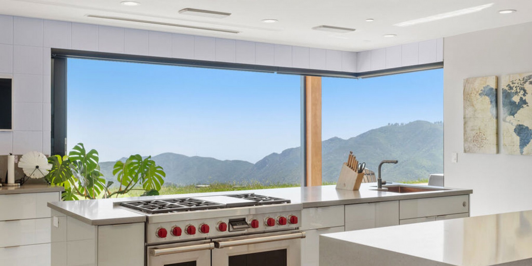 950 Latigo Canyon Road, Malibu, CA 90265